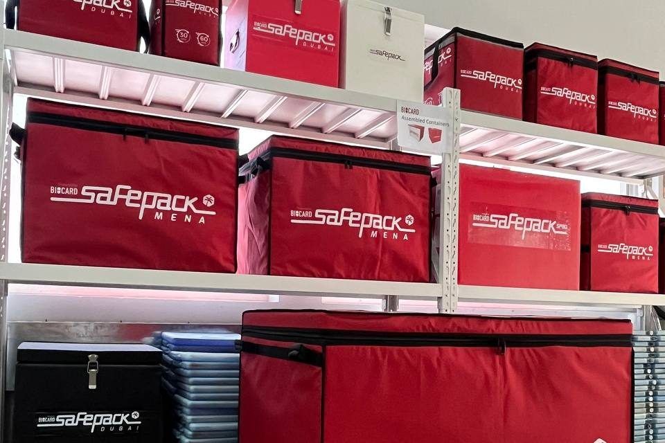 SafePack thermal boxes on shelves at the BIOCARD facility in Dubai